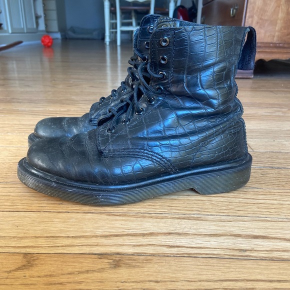 Dr Martens Pascal Croc Black Boots US 7 - Rare - Picture 3 of 6